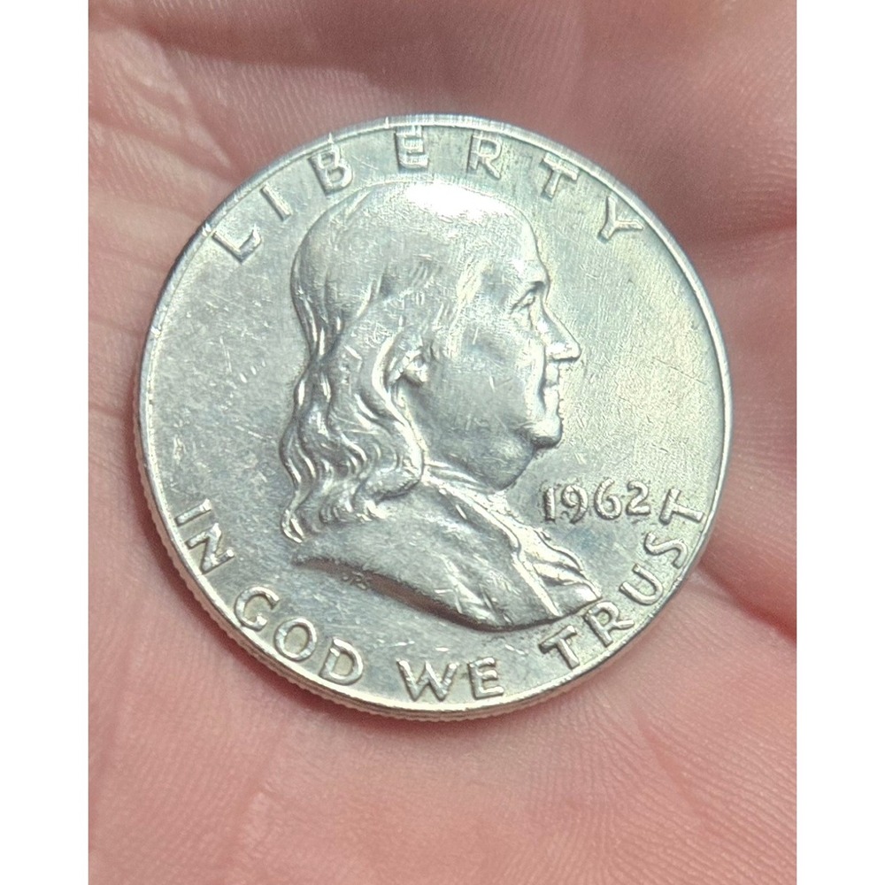 1962 Franklin Half Dollar 90% Silver US Coin Philadelphia Mint Vintage Currency